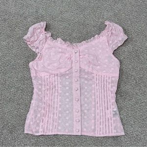 NWOT Women’s Cap Sleeve Flower Eyelet Top